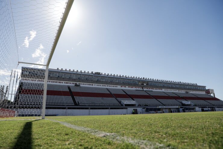 Deportivo Moron platea Estadio Nuevo Francisco Urbano