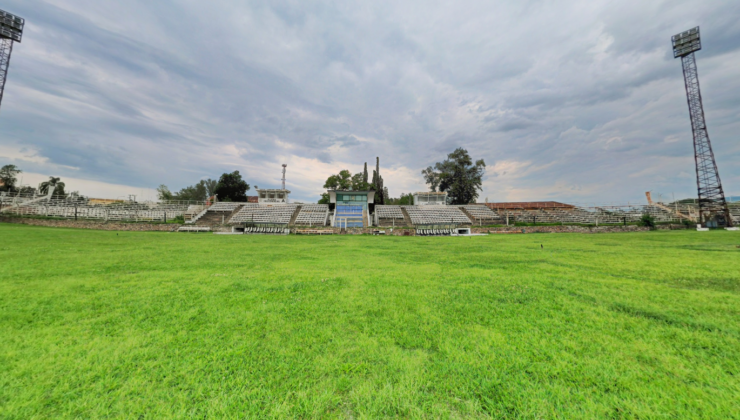 platea estadio Altos Hornos Zapla