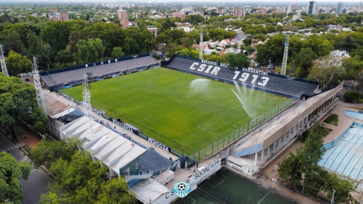 cancha Independiente Rivadavia