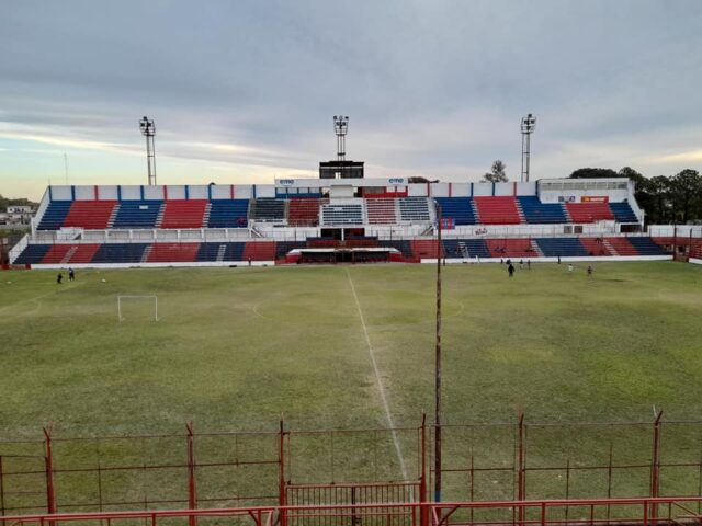 estadio de Huracán Corrientes platea