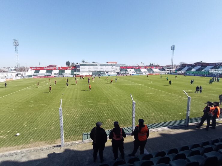 Deportivo Laferrere estadio ciudad de Laferrere