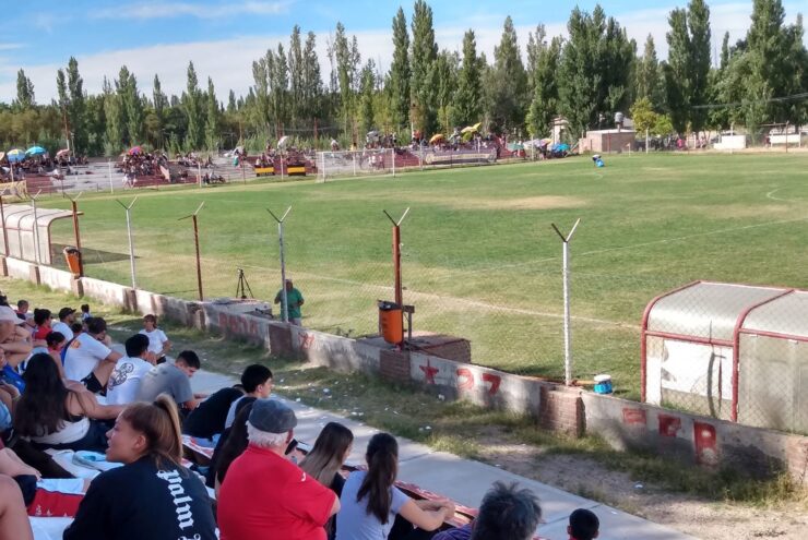 Independiente de Neuquén estadio la chacra
