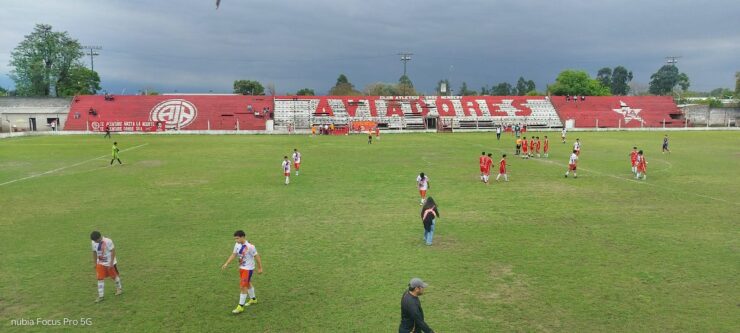 Jorge Newbery Aguilares tribuna