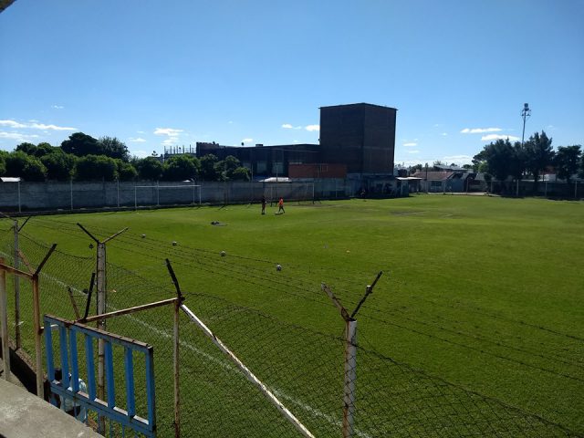 cancha-Belgrano-zarate