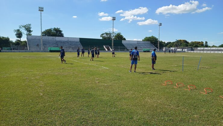 tribuna Atlético Laguna Blanca