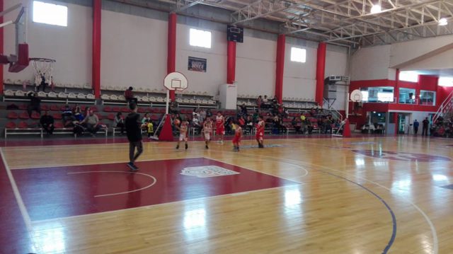 Estadio basquet Huracán de Trelew