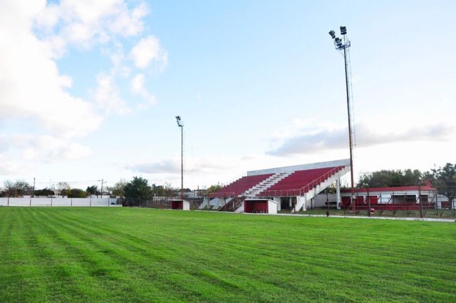 cancha Sporting Laboulaye tribuna