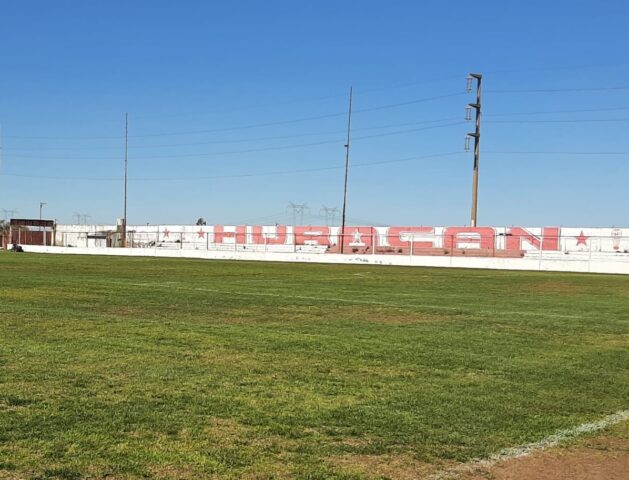 tribuna Huracán de Ingeniero White