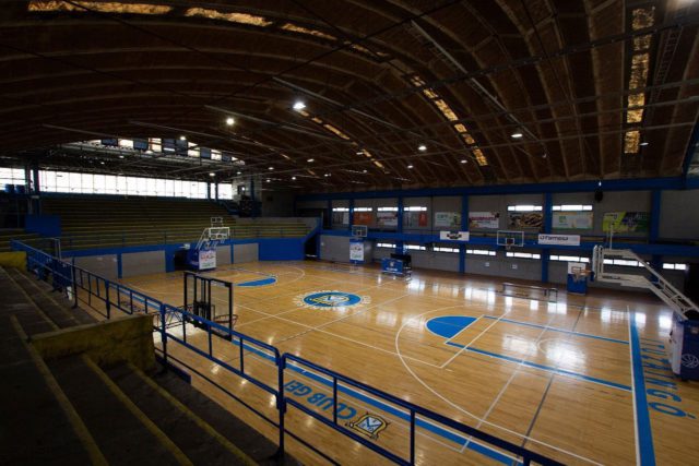 Estadio Gimnasia y Esgrim Ituzaingó