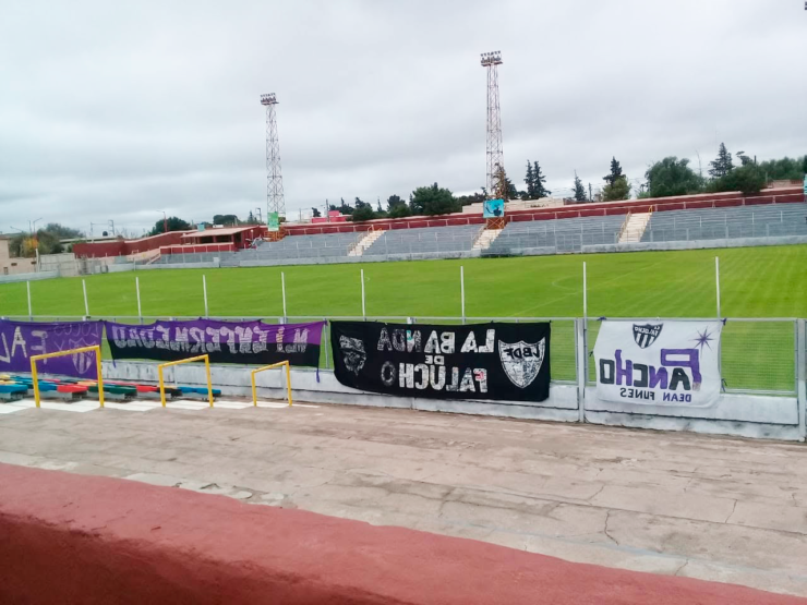 tribuna estadio municipal dean funes