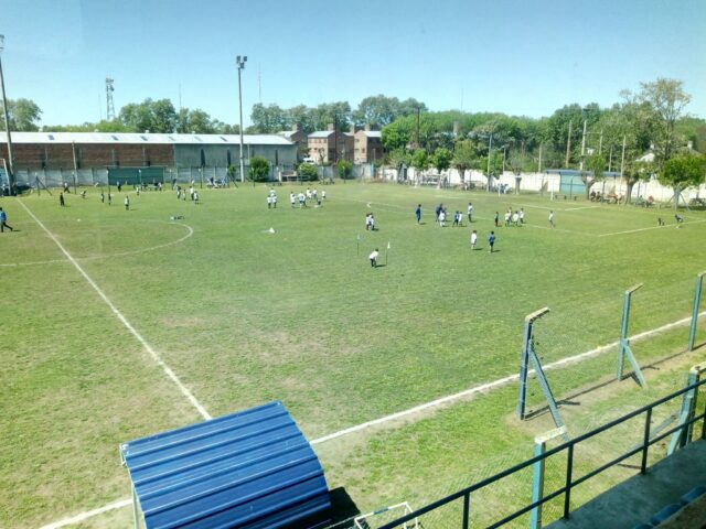 Estadio Adolfo Cantelli Saladillo