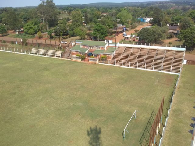 cancha Jardín América tribunas