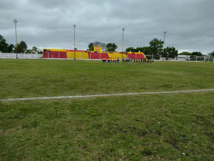 tribuna Samuel Robinson Monte Caseros