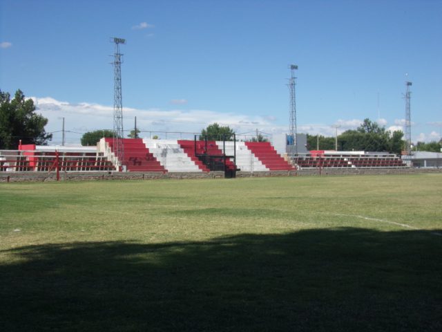 estadio Miguel Catuogno tribuna