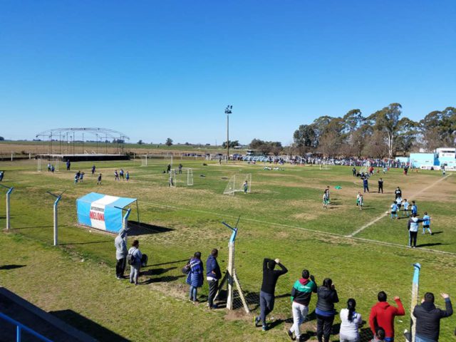 cancha Argentino (Tres Lomas)