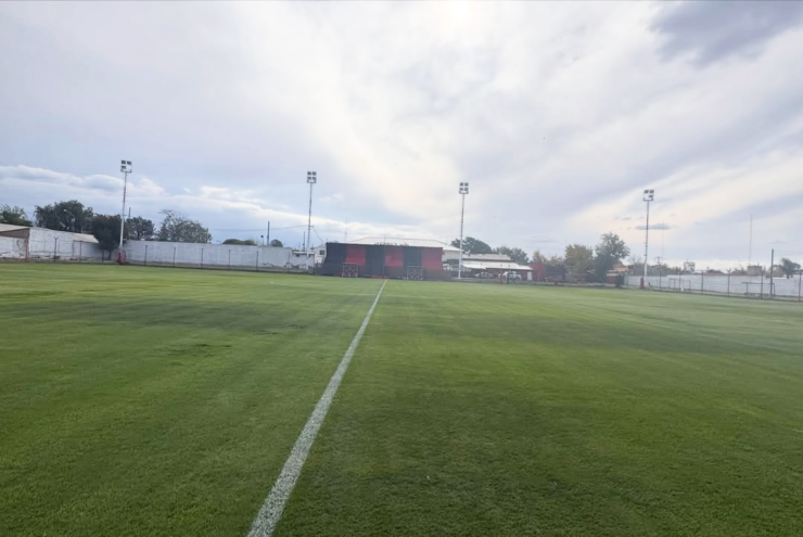 cancha Sportivo La Consulta tribuna