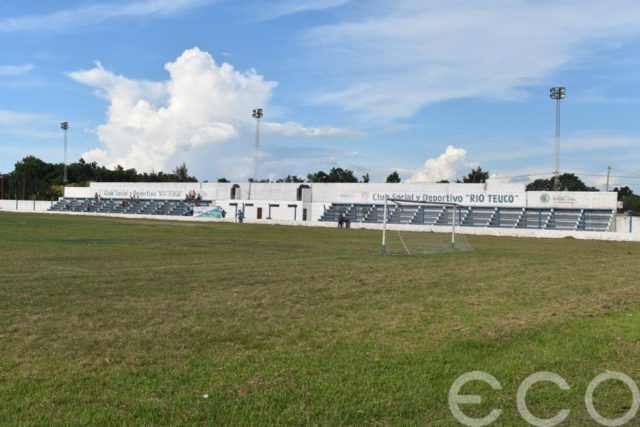 cancha Deportivo Río Teuco tribunas