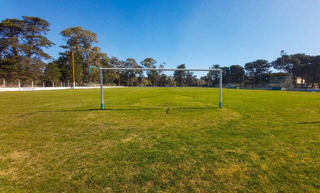 cancha Loma Negra