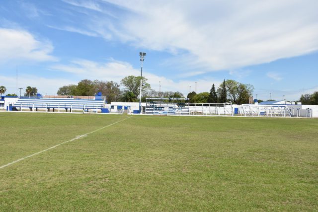 cancha Velez Tres Isletas