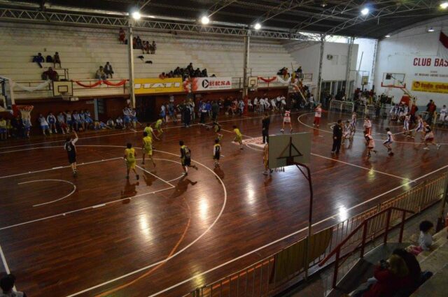 estadio Basquetbol Córdoba tribuna