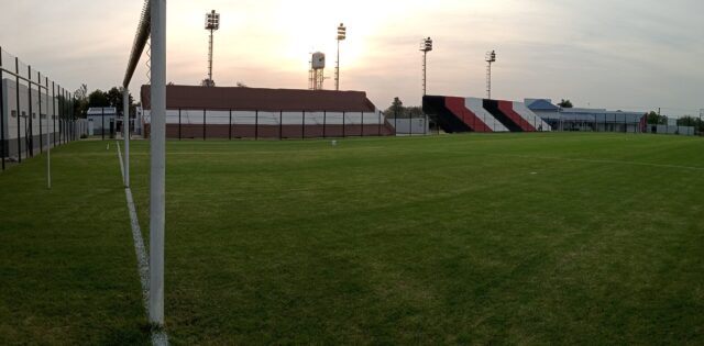 cancha Defensores Formosa tribunas