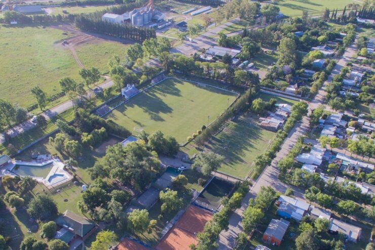 cancha club Americano Carlos Pellegrini