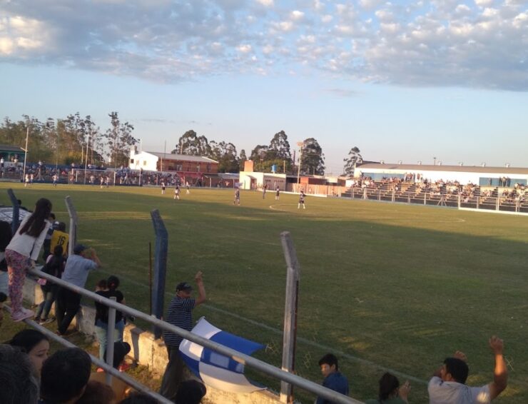 cancha club Villa Rivadavia Mercedes