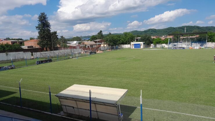 Sportivo Pocitos cancha hacia uno de los arcos