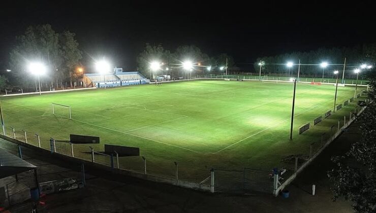 Racing Balcarce iluminación nocturna Racing Balcarce