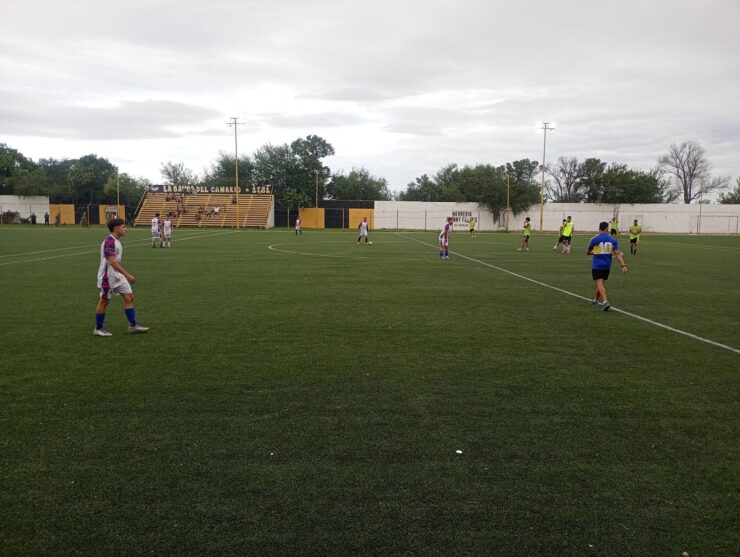 Club Infantil Barrio Ituzaingó tribuna cancha CIBI
